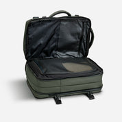 MOCHILA DE VIAJE CARRY ON PRO OLIVE GREEN - EARLY ACCESS