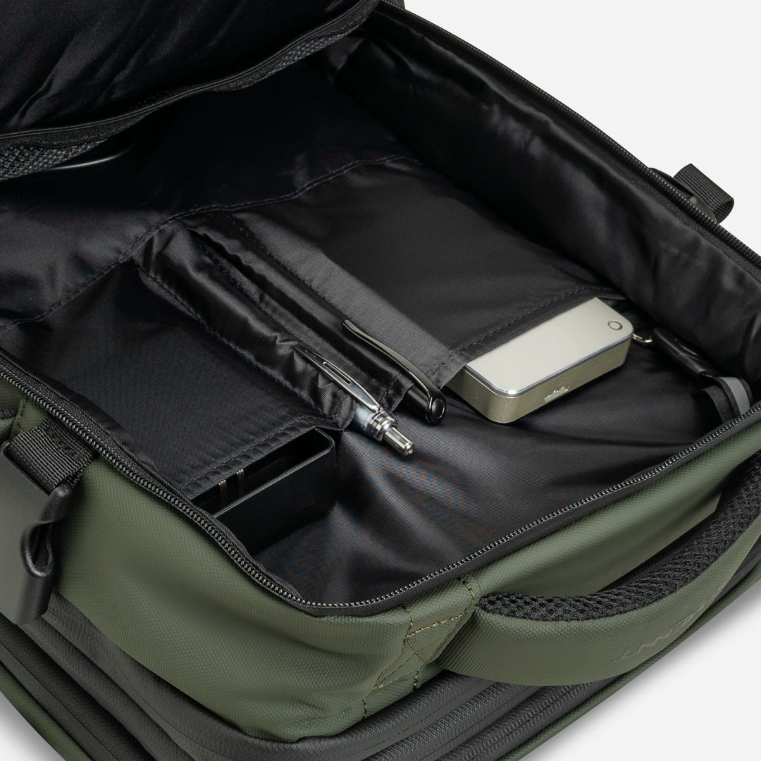 MOCHILA DE VIAJE CARRY ON PRO OLIVE GREEN - EARLY ACCESS