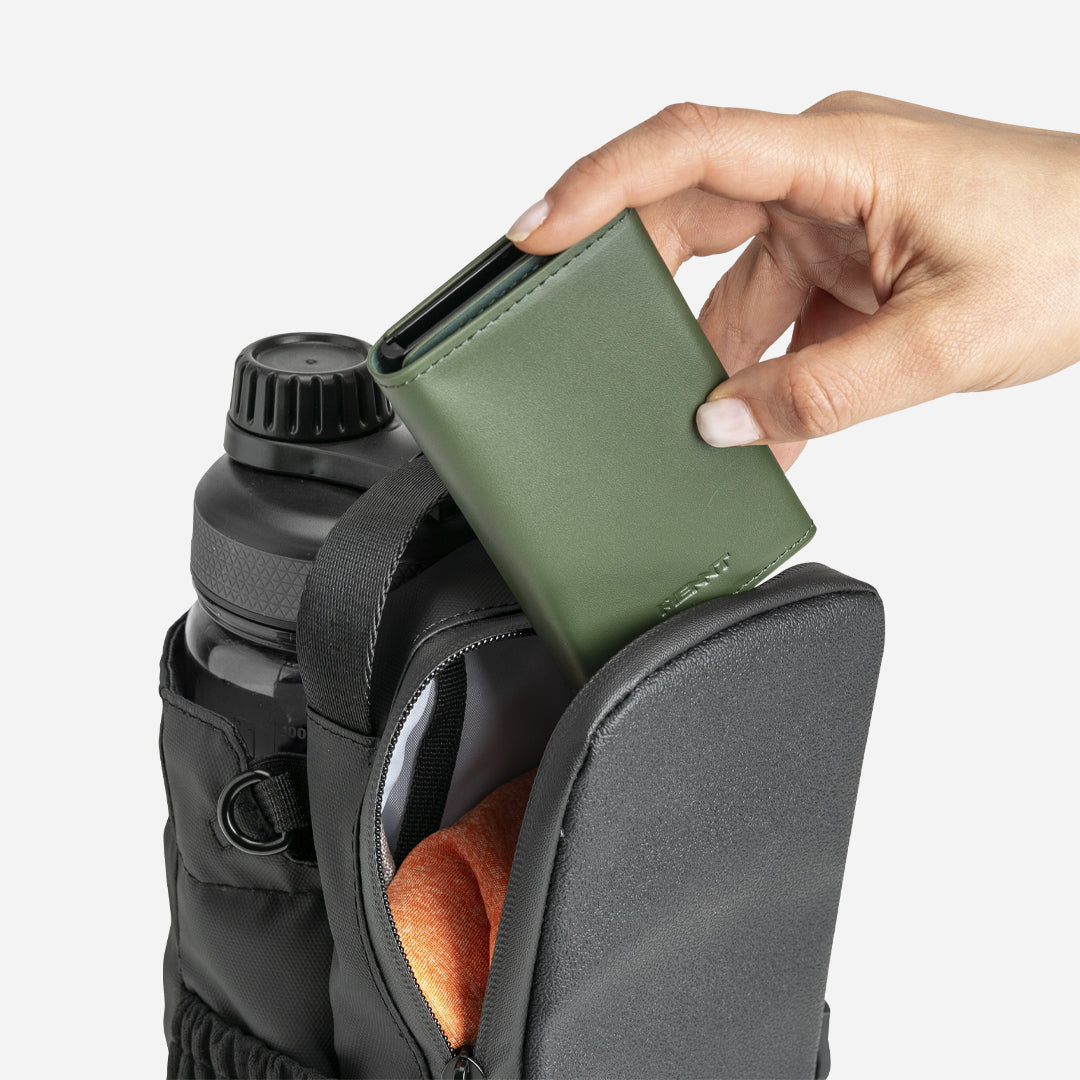 KIT GYM PRO BOLSO + BOTELLA ISOTÉRMICA