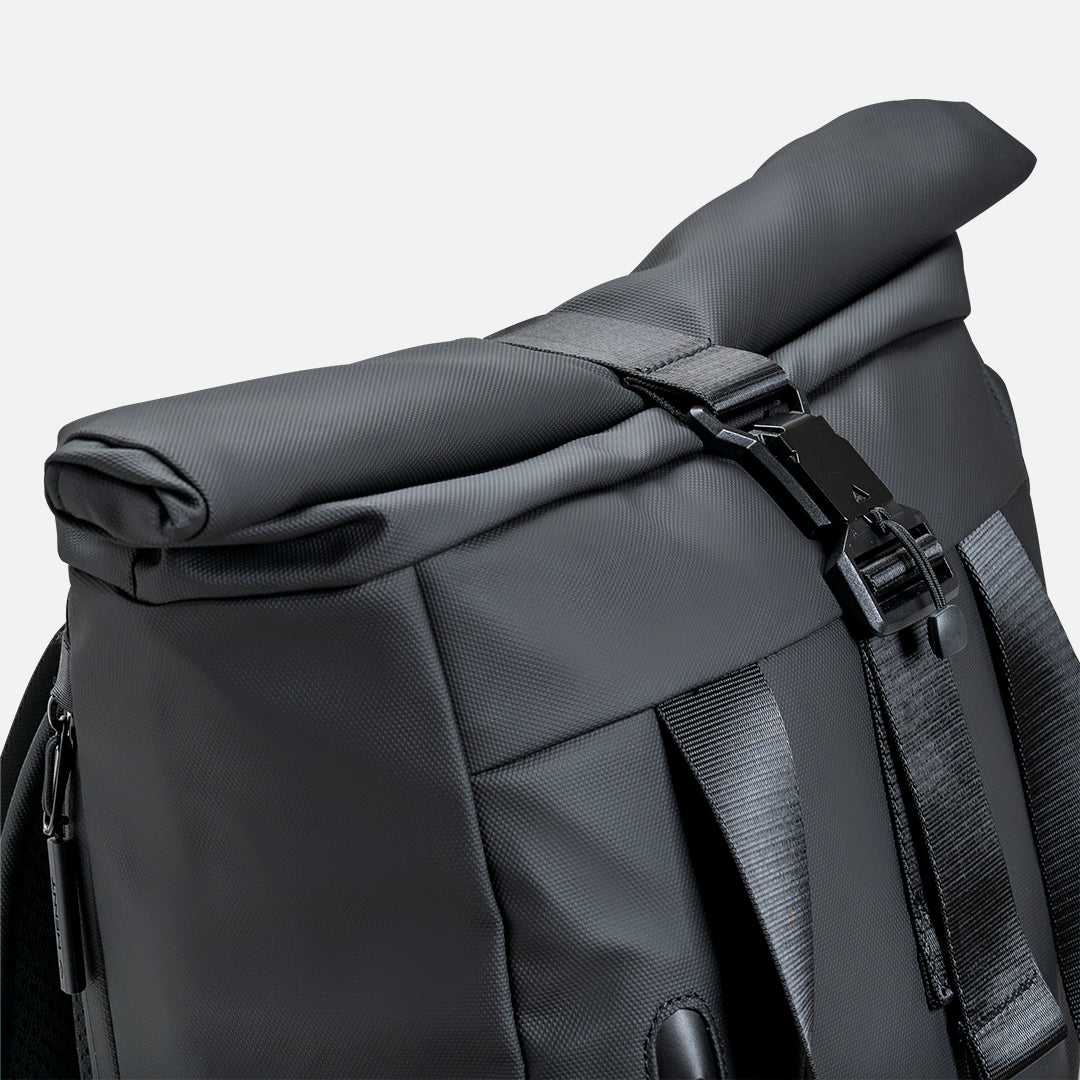 MOCHILA ROLL BAG NEGRA - EARLY ACCESS