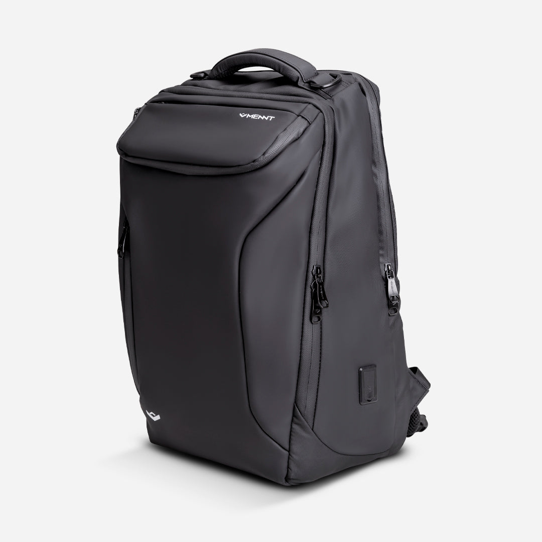 MENNT_BUSINESS_BAG_002_b7abee08-768a-47d7-98bc-bfb23fac432d.jpg