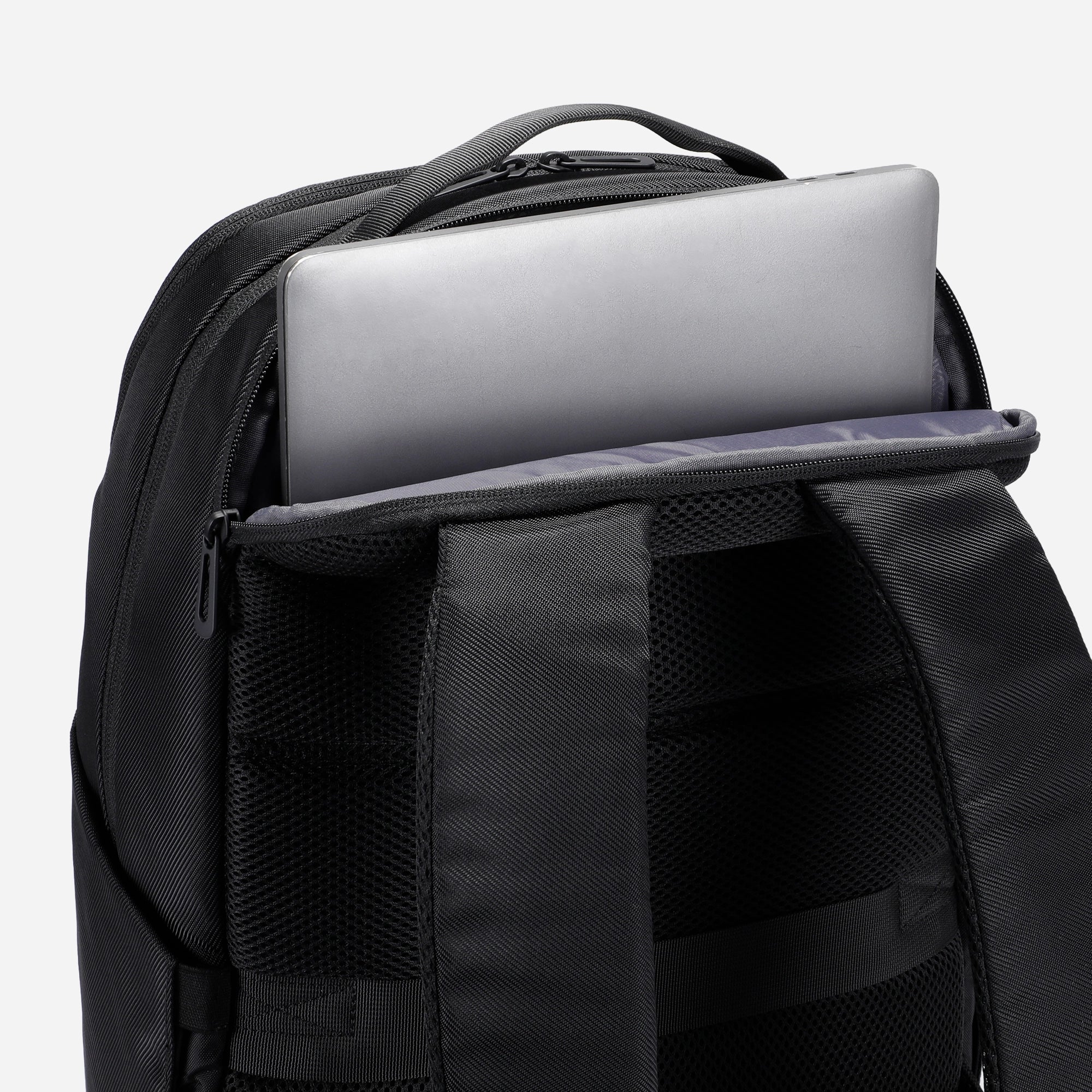 MOCHILA MOVING CORP